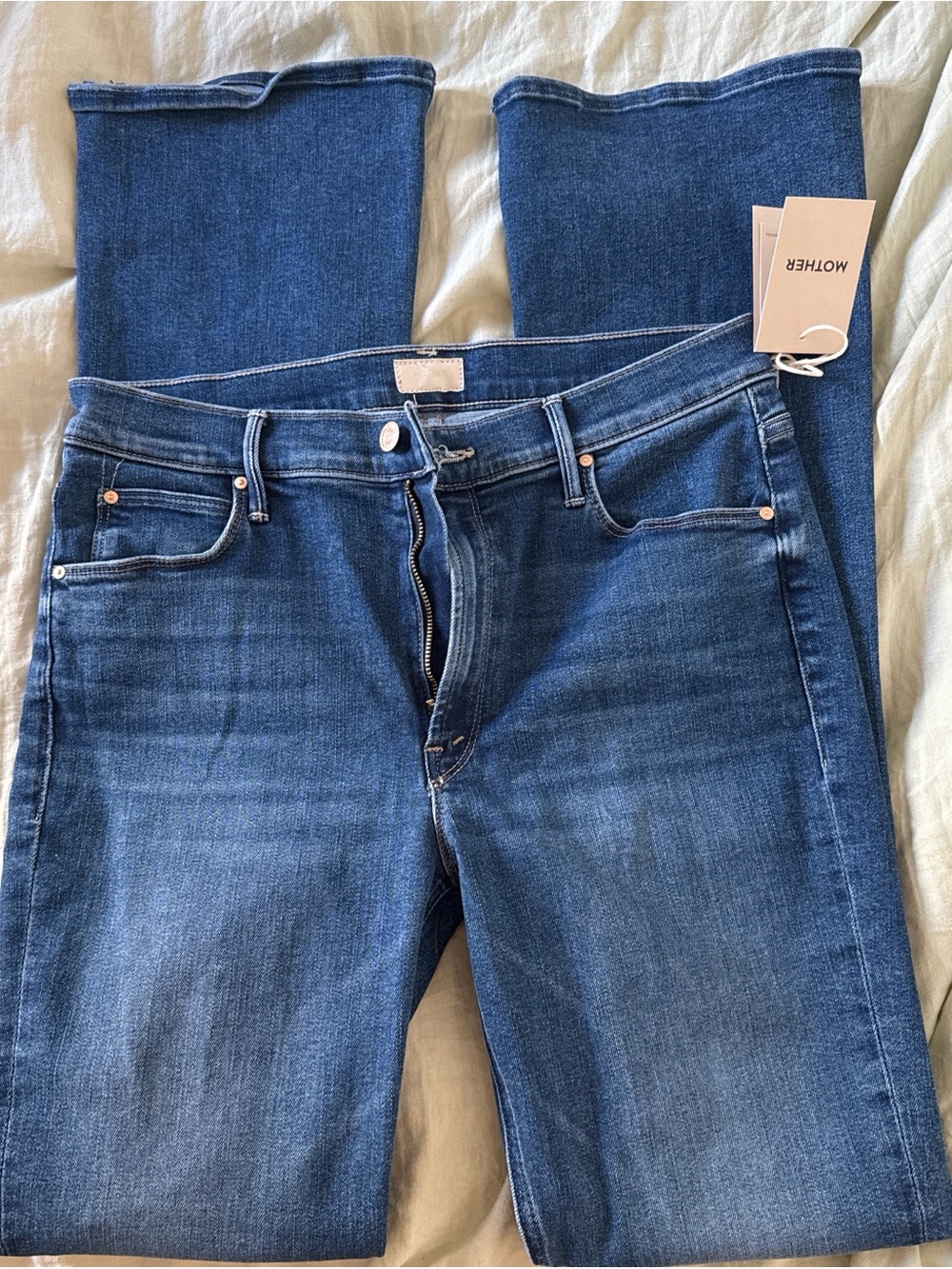 MOTHER Skinny Jeans in Dark Blue Denim - Picture 3 of 7